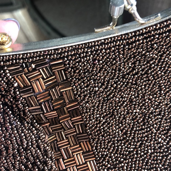 Copper colored beaded bag. - Picture 2 of 4